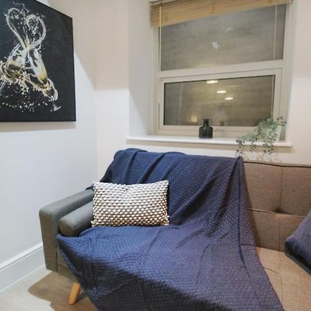 Spacious 1 Bed Apartment 1 Minute Walk From Square Νότιγχαμ Εξωτερικό φωτογραφία